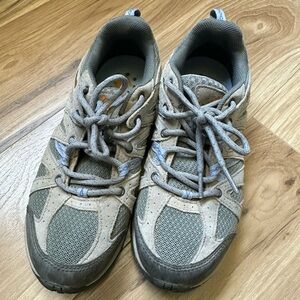Columbia Women's Grand Canyon Trail Shoe Size 6
